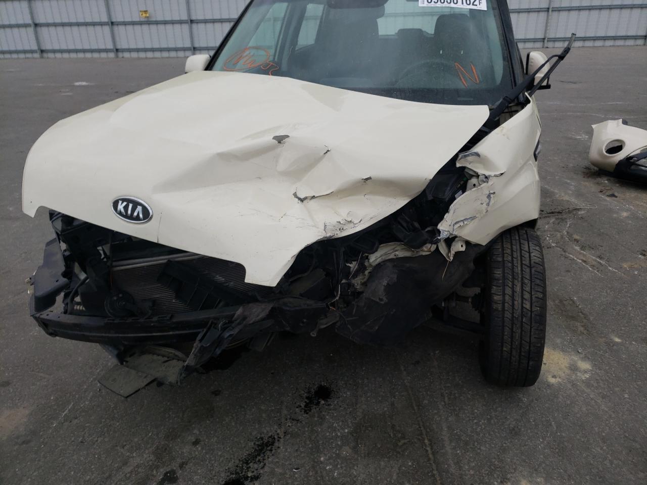 Photo 9 from auction – 2012 KIA SOUL with VIN KNDJT2A59C7453546