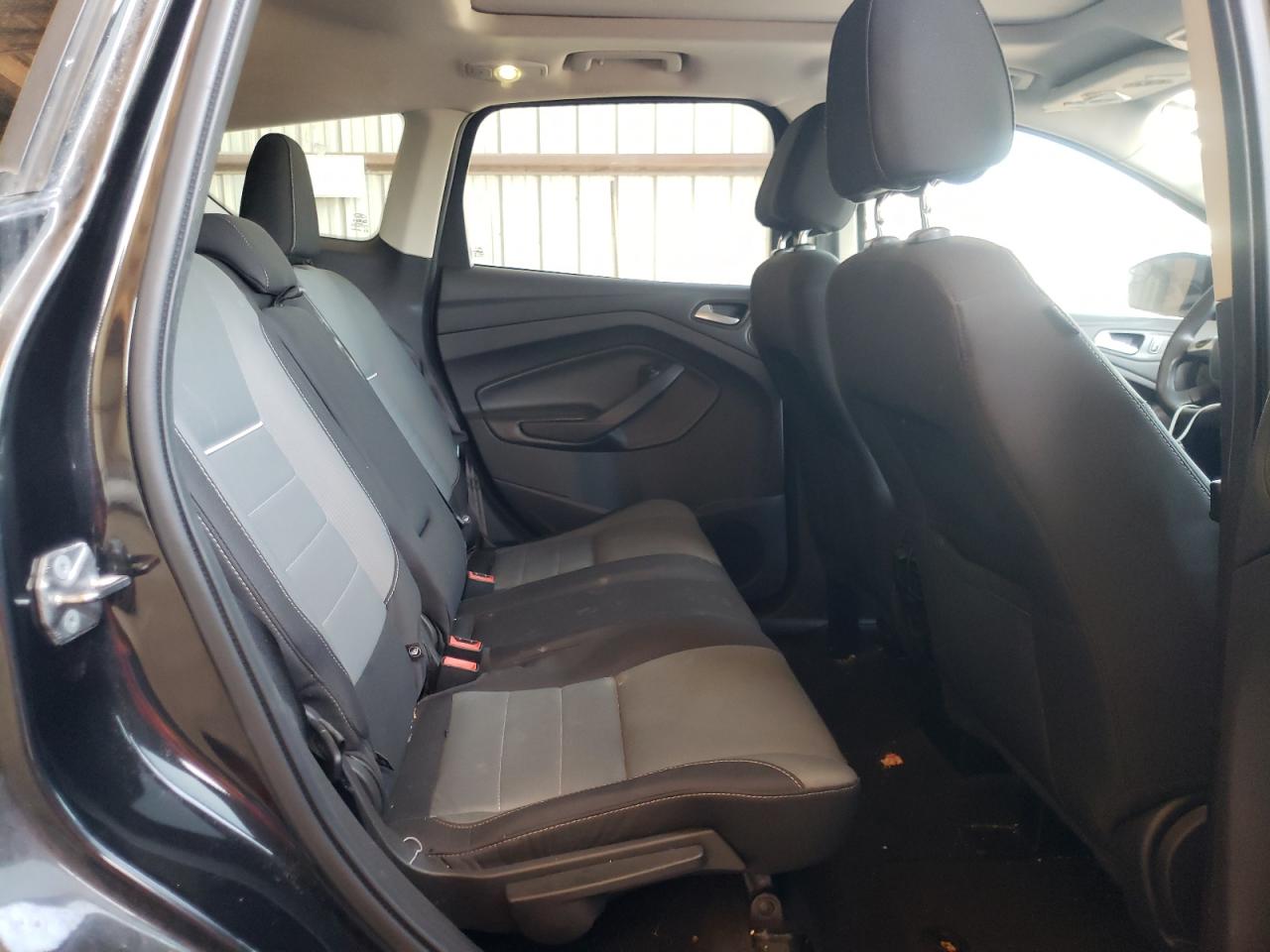 Photo 6 from auction – 2014 FORD ESCAPE SE with VIN 1FMCU9G98EUE19512
