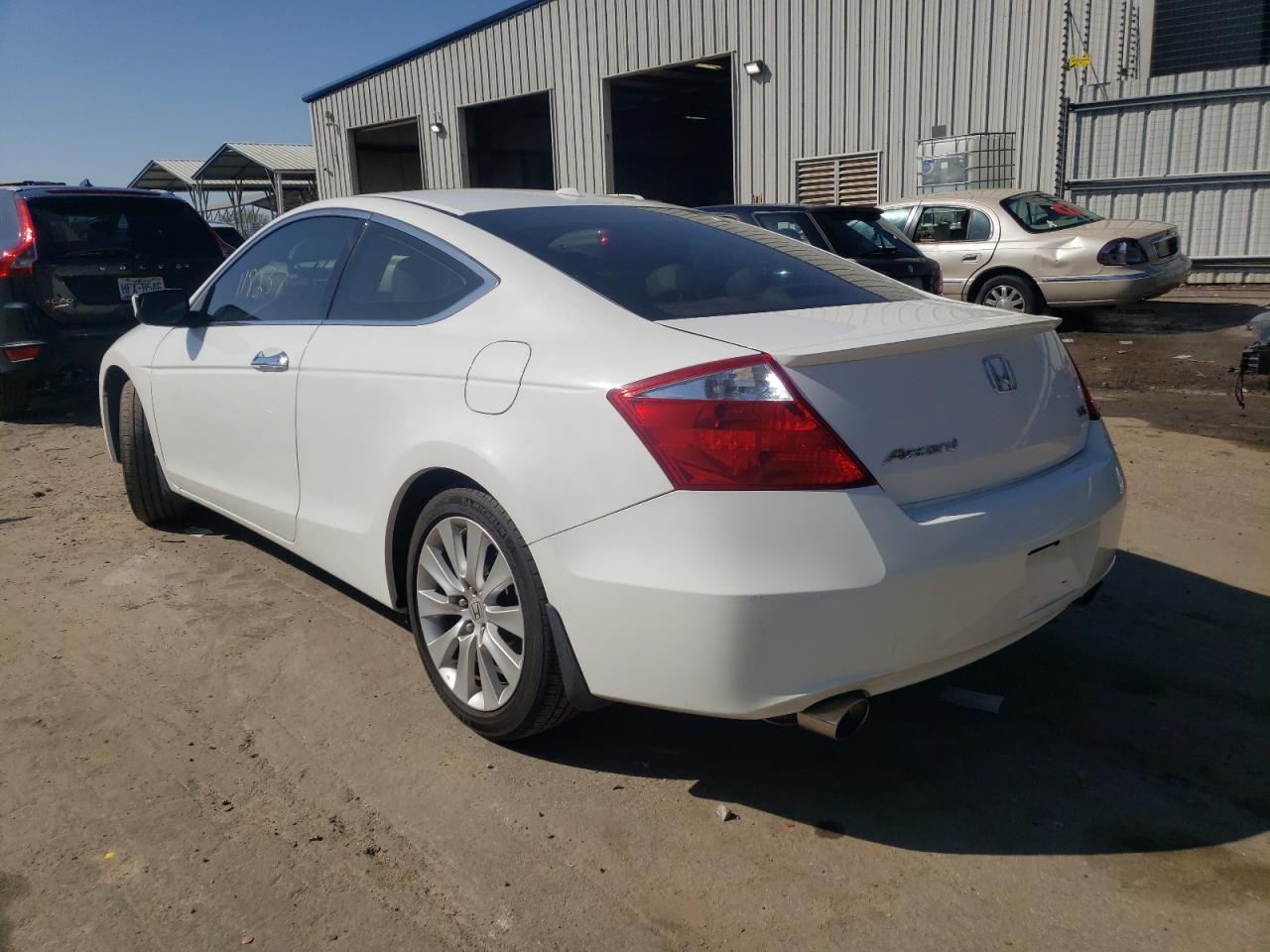 Photo 3 from auction – 2010 HONDA ACCORD EXL with VIN 1HGCS2B87AA009071