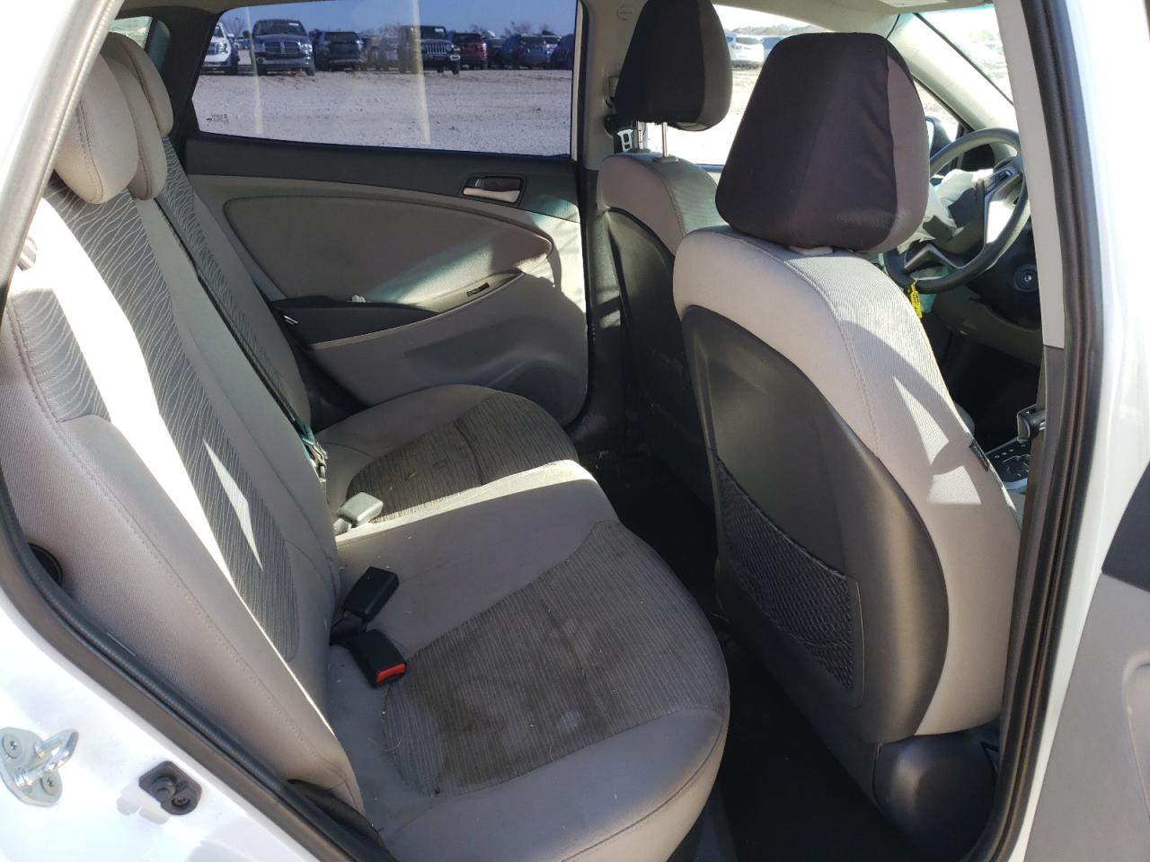 Photo 6 from auction – 2015 HYUNDAI ACCENT GS with VIN KMHCT5AE1FU232213