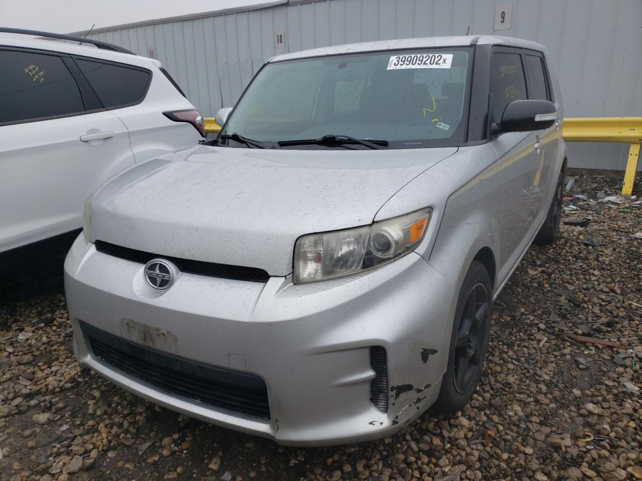 Photo 2 from auction – 2012 TOYOTA SCION XB with VIN JTLZE4FE6CJ008724