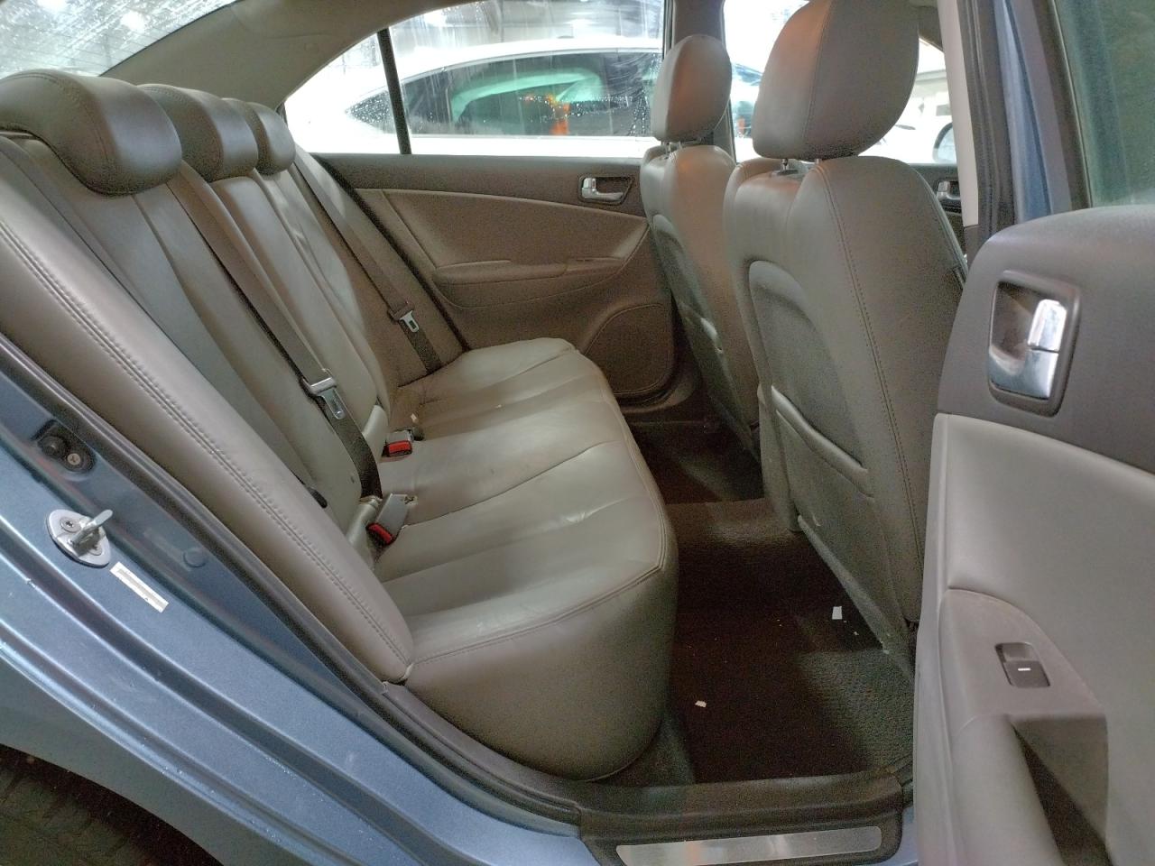 Photo 6 from auction – 2009 HYUNDAI SONATA SE with VIN 5NPEU46C79H454183