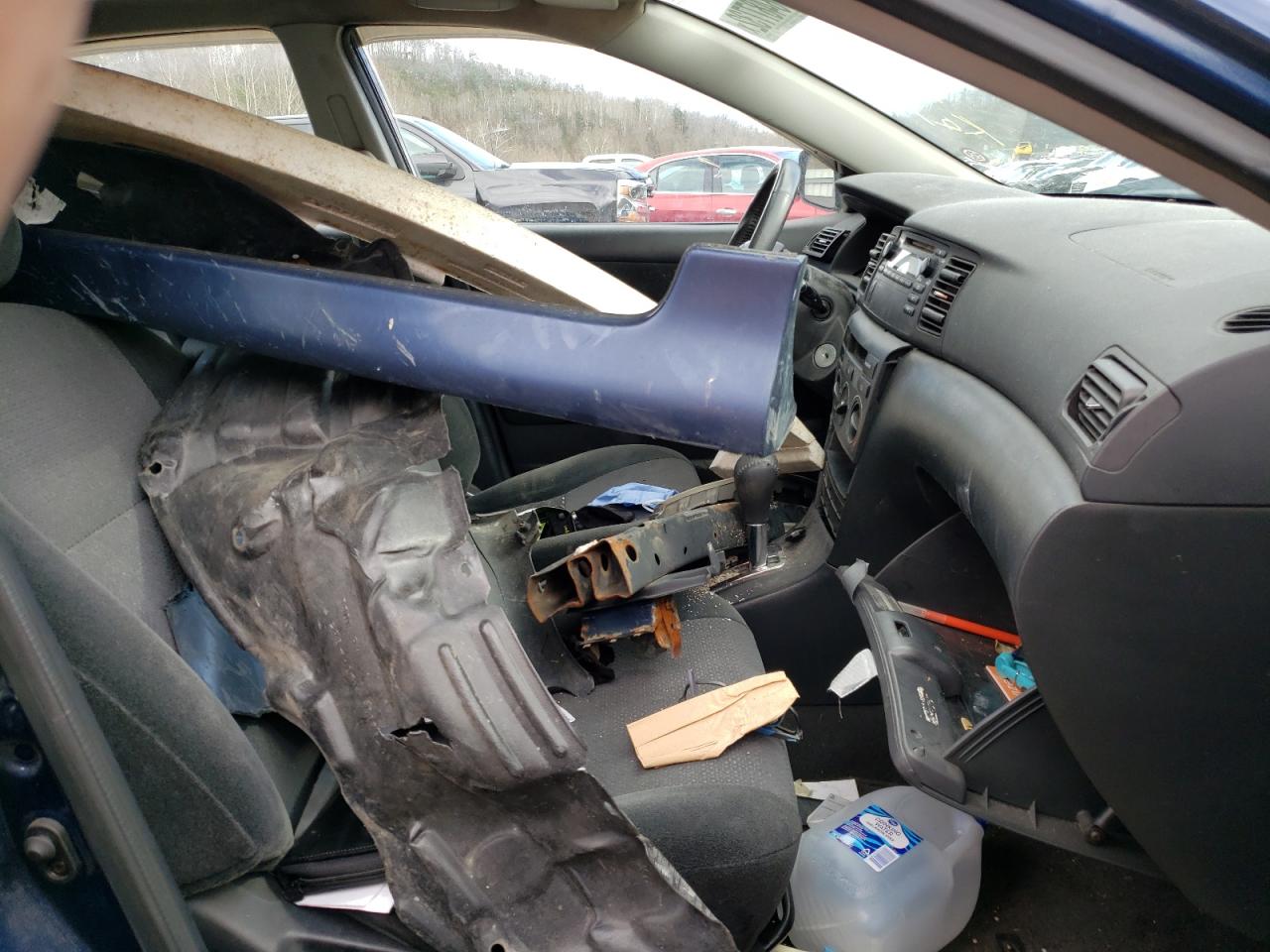 Foto 5 de la subasta – 2004 TOYOTA COROLLA CE con VIN 2T1BR32E24C222642