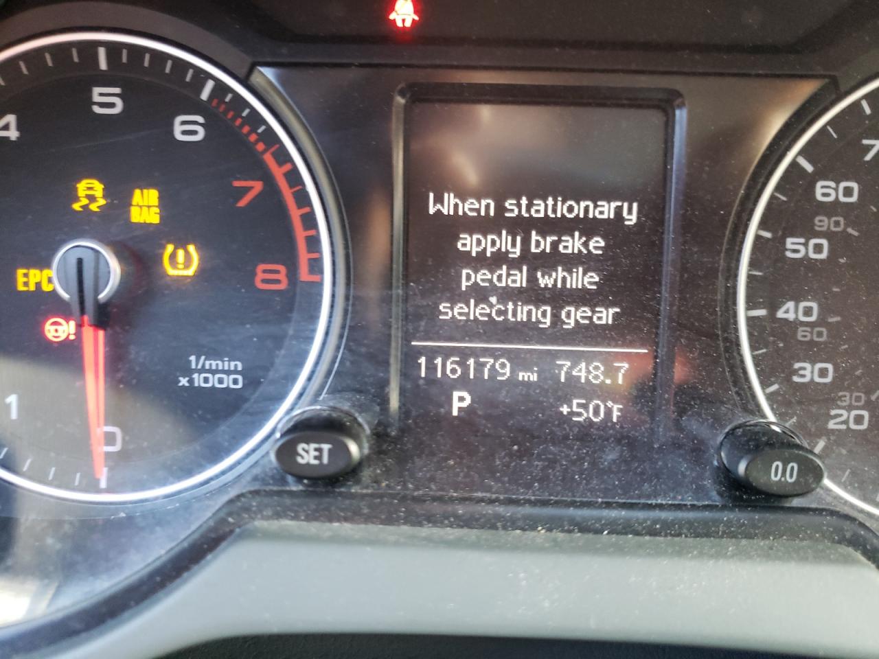 Photo 8 from auction – 2014 AUDI Q5 PREMIUM with VIN WA1LFAFP4EA031298