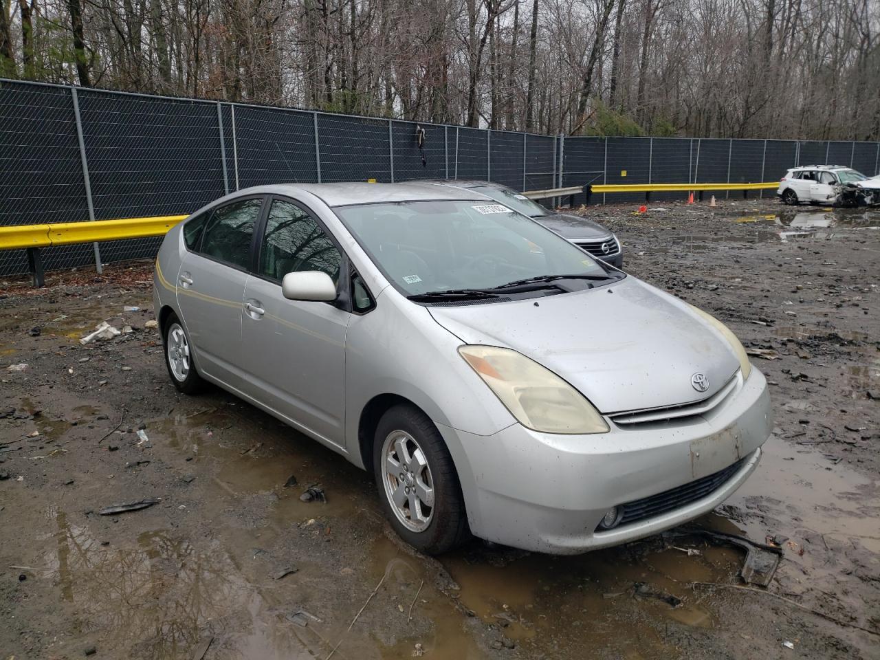 TOYOTA PRIUS 2005 with VIN JTDKB20U557016467 - Photo from auction