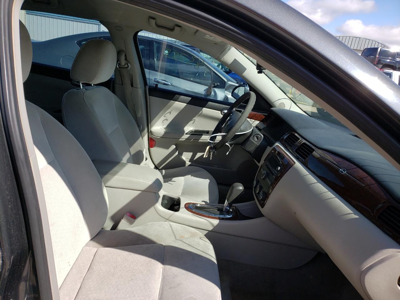 Photo 5 from auction – 2011 CHEVROLET IMPALA LS with VIN 2G1WF5EK0B1155843