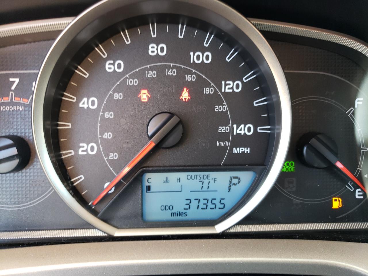 Photo 8 from auction – 2015 TOYOTA RAV4 XLE with VIN JTMWFREV9FD078473