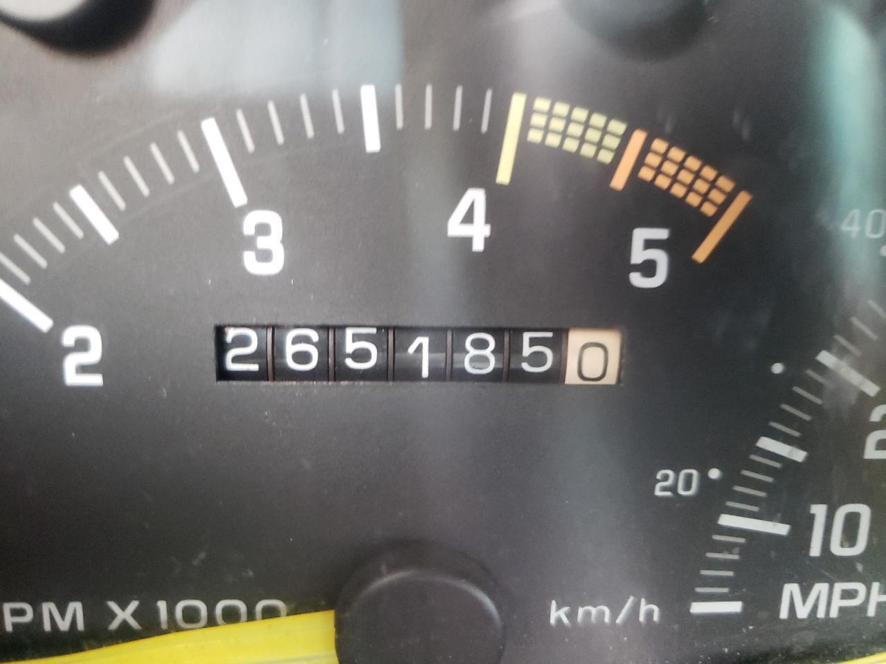 Photo 8 from auction – 1998 CHEVROLET 3500 with VIN 1GTEC14M7WZ536948