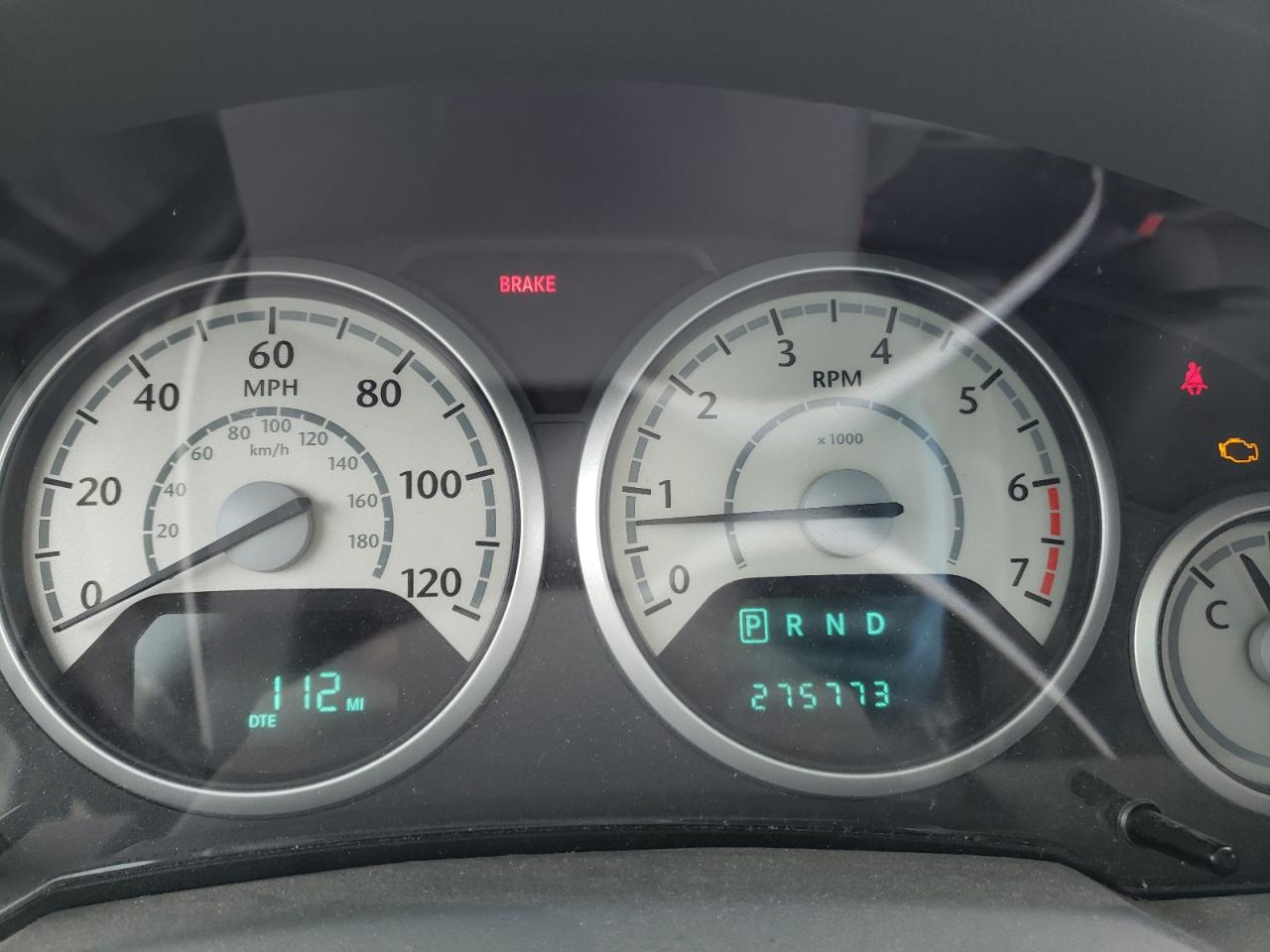 Photo 8 from auction – 2010 CHRYSLER TOWN & COU with VIN 2A4RR5D18AR449019