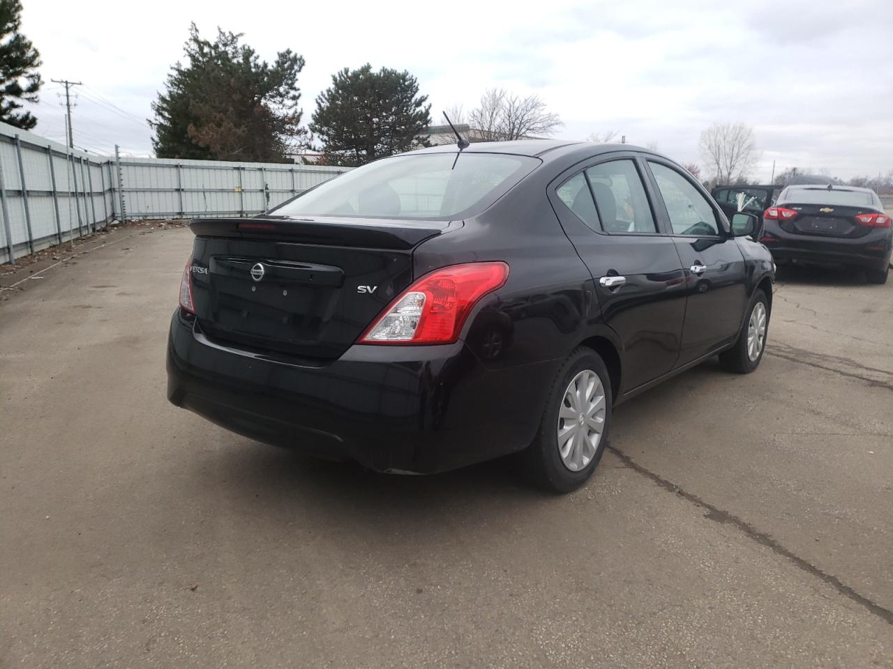 Photo 4 from auction – 2018 NISSAN VERSA S with VIN 3N1CN7AP8JL820580