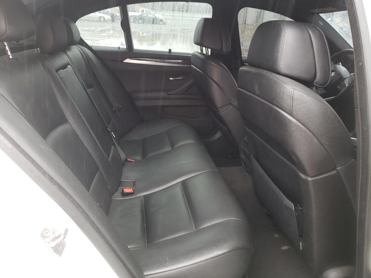 Photo 6 from auction – 2011 BMW 550 XI with VIN WBAFU9C51BC785606