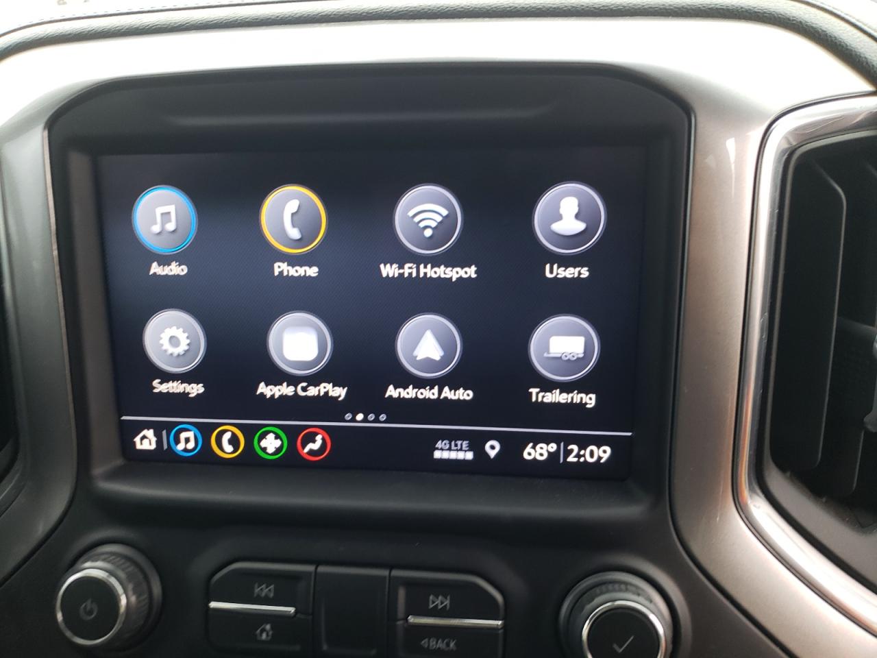 Photo 9 from auction – 2019 CHEVROLET SILVERADO with VIN 3GCUYEED7KG255598
