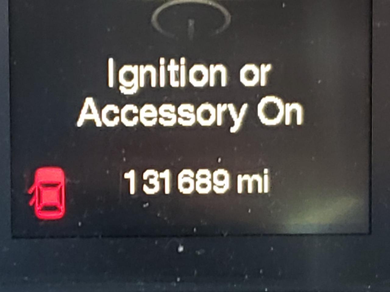 Photo 8 from auction – 2015 CHRYSLER 200 LIMITE with VIN 1C3CCCAB4FN642629
