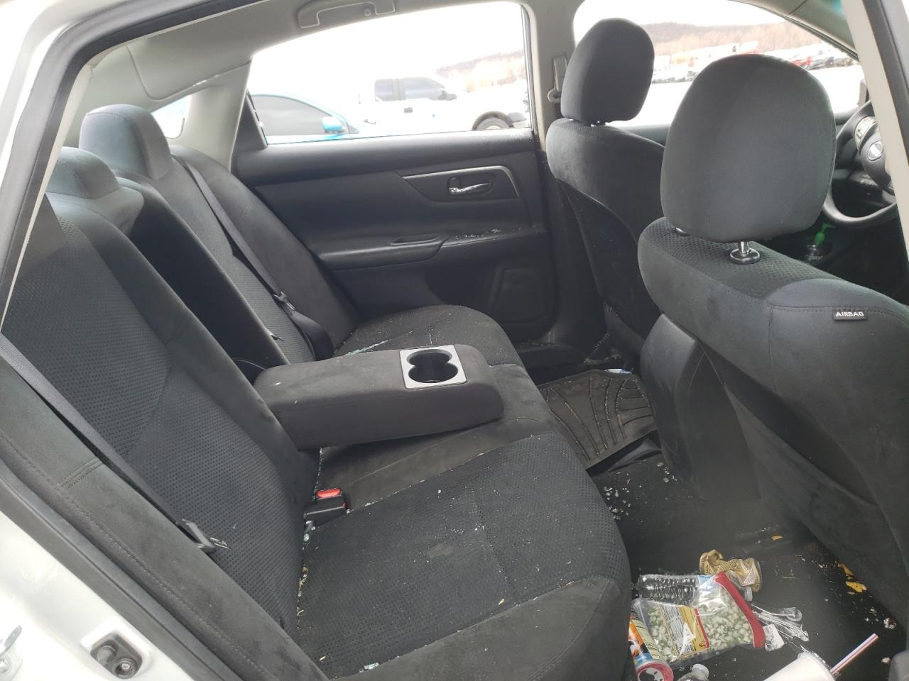 Photo 6 from auction – 2015 NISSAN ALTIMA 2.5 with VIN 1N4AL3AP1FC261661