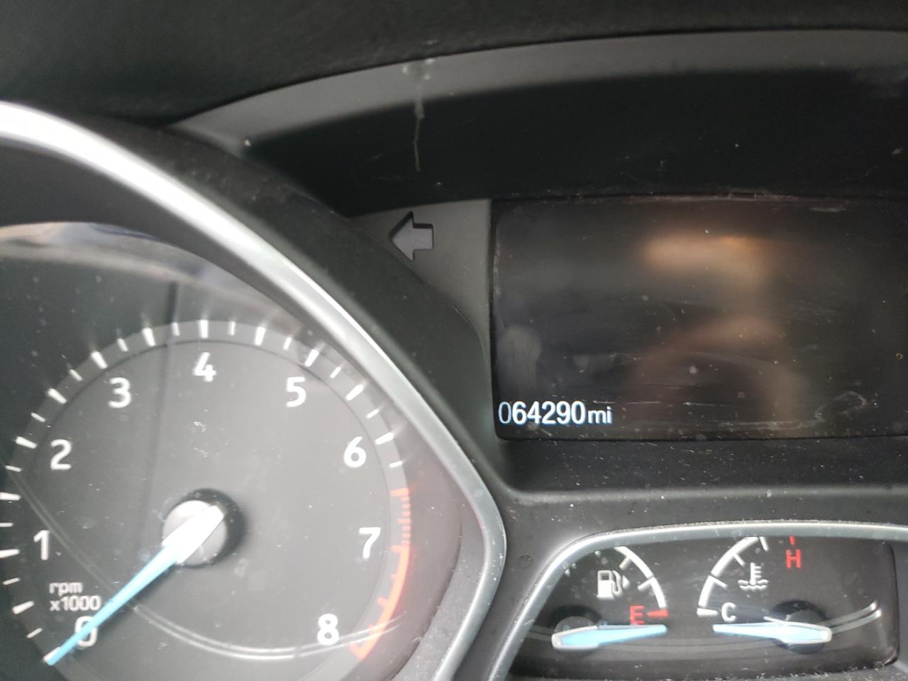 Photo 8 from auction – 2016 FORD FOCUS SE with VIN 1FADP3F24GL400987
