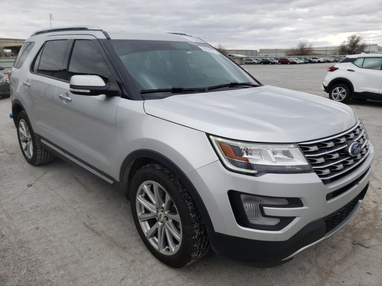 FORD EXPLORER L 2017 with VIN 1FM5K7F88HGC38165 - Photo from auction