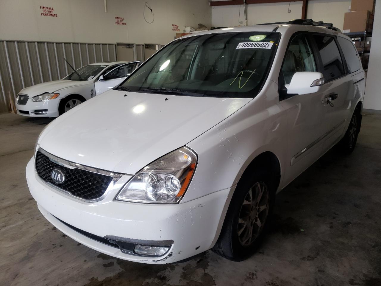 Photo 2 from auction – 2014 KIA SEDONA EX with VIN KNDMH4C79E6551364