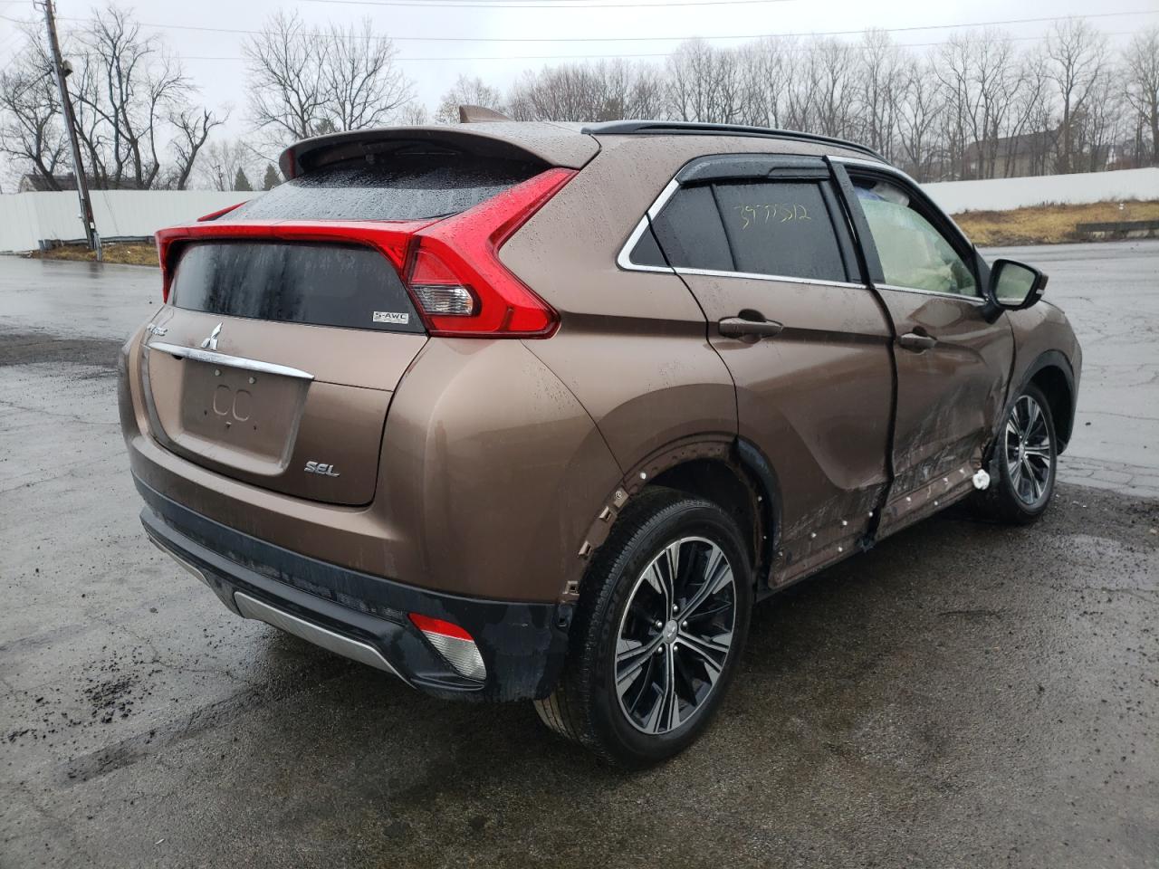 Photo 4 from auction – 2020 MITSUBISHI ECLIPSE CR with VIN JA4AT5AA5LZ017578