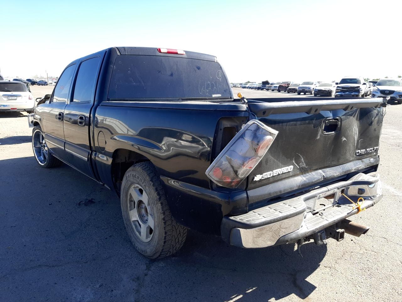 Photo 3 from auction – 2005 CHEVROLET SILVERADO with VIN 2GCEC13T851182096
