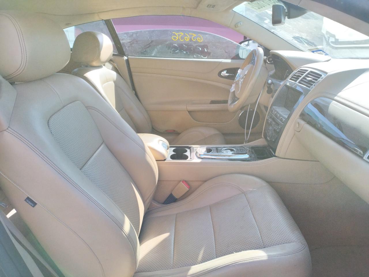 Photo 5 from auction – 2015 JAGUAR XK with VIN SAJWA4FB5FLB56649