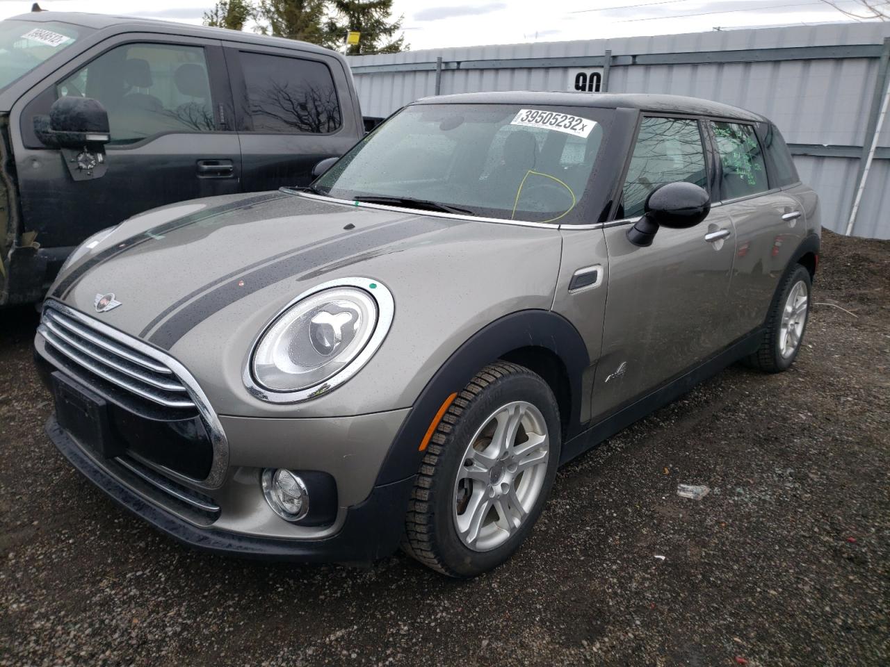 Photo 2 from auction – 2017 MINI COOPER CLU with VIN WMWLU1C5XH2F27039