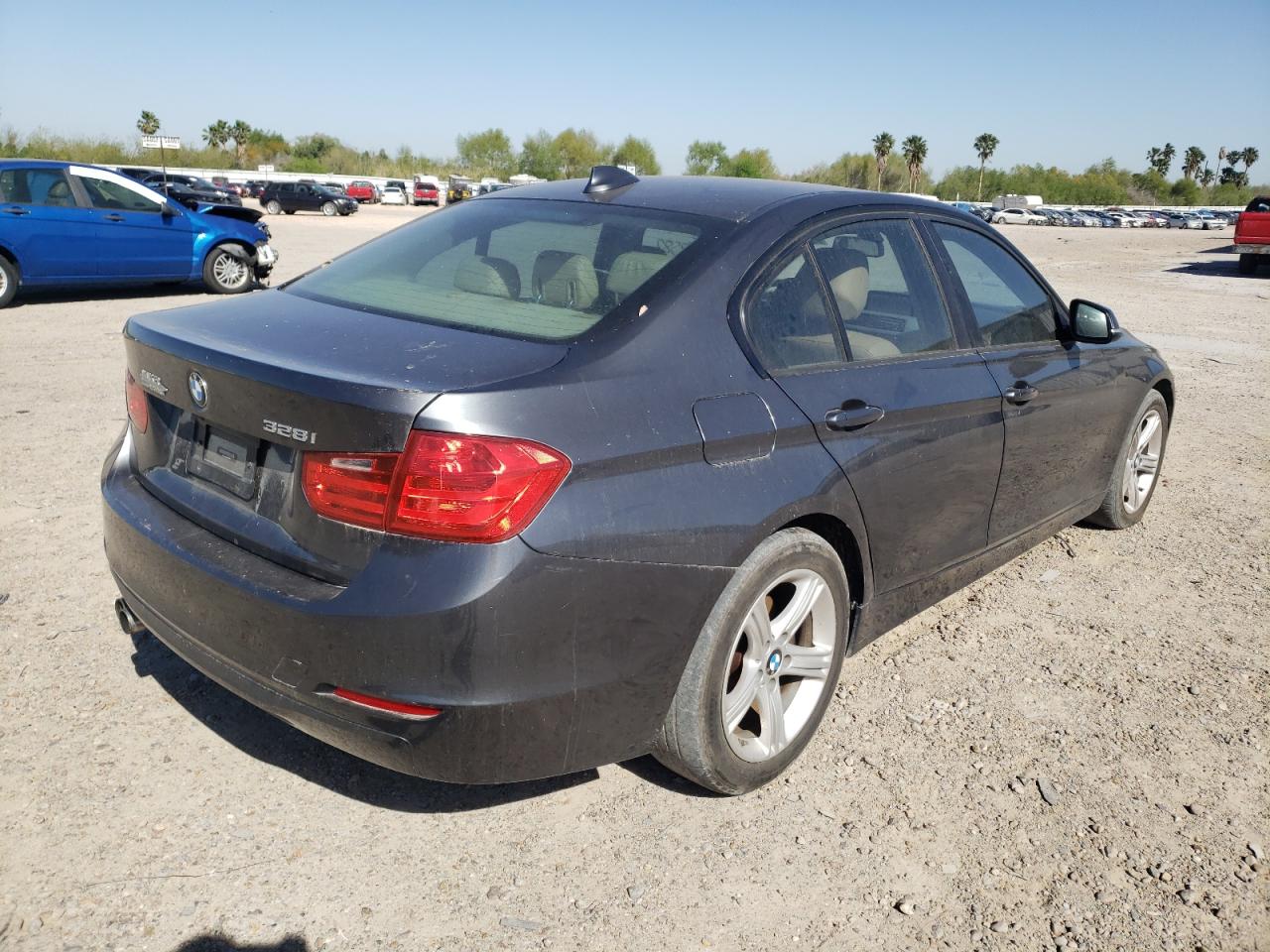 Photo 4 from auction – 2013 BMW 328 I with VIN WBA3A5C58DF350801