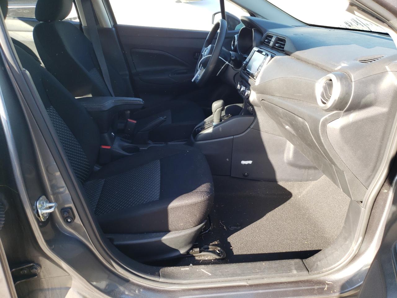 Photo 5 from auction – 2021 NISSAN VERSA S with VIN 3N1CN8DV6ML809243