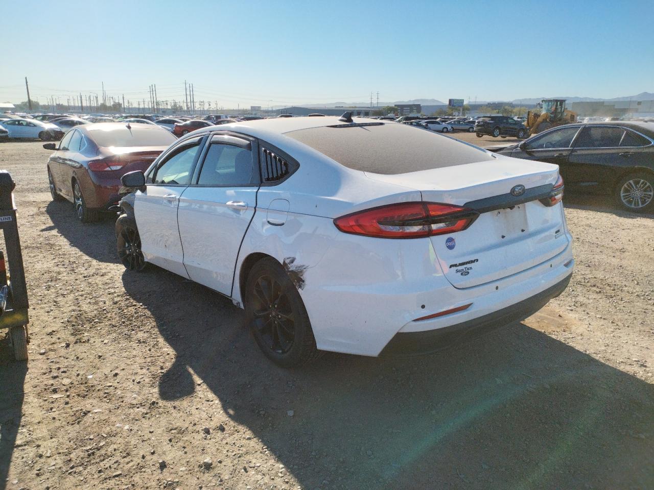 Photo 3 from auction – 2020 FORD FUSION SE with VIN 3FA6P0HD9LR113727