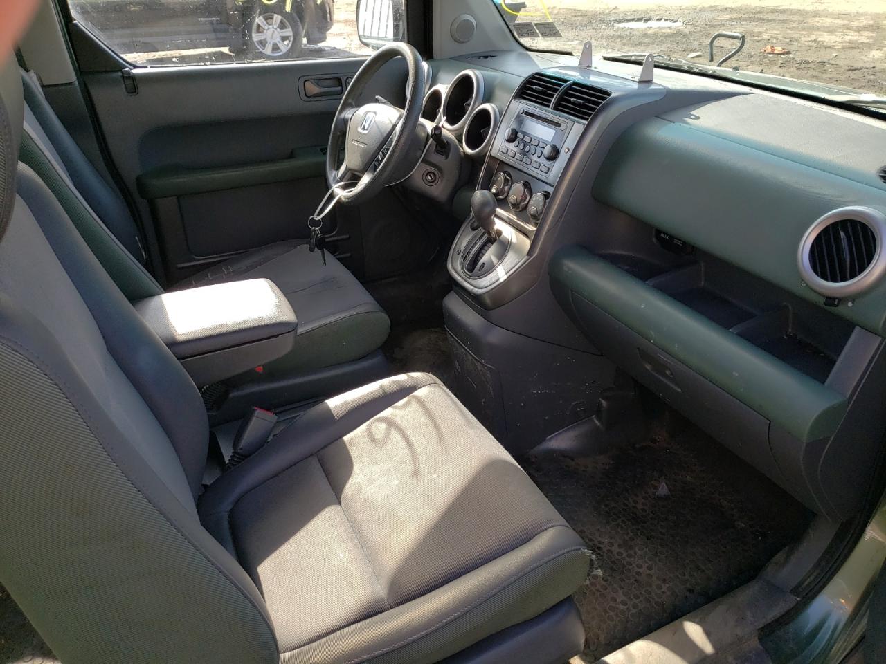 Photo 5 from auction – 2003 HONDA ELEMENT EX with VIN 5J6YH28503L006952