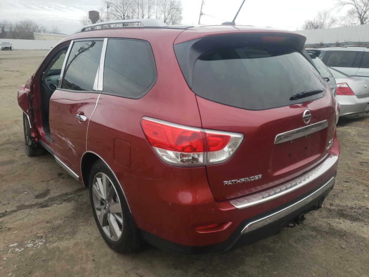 Photo 3 from auction – 2016 NISSAN PATHFINDER with VIN 5N1AR2MM4GC606568