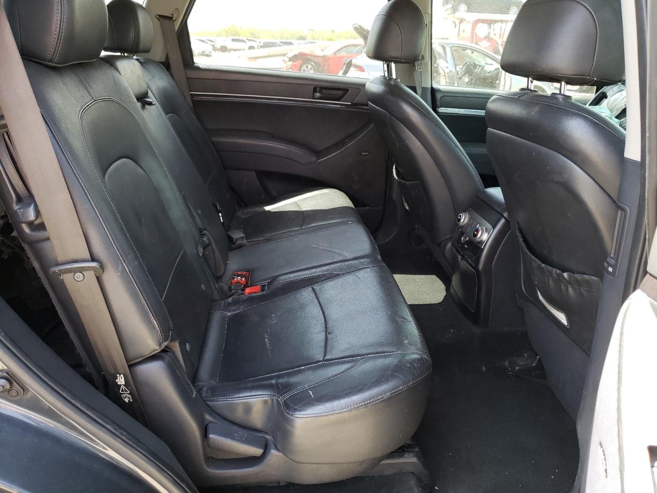 Photo 6 from auction – 2012 HYUNDAI VERACRUZ G with VIN KM8NU4CC4CU188800