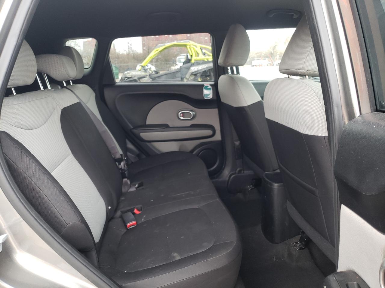 Photo 6 from auction – 2014 KIA SOUL with VIN KNDJN2A21E7004008