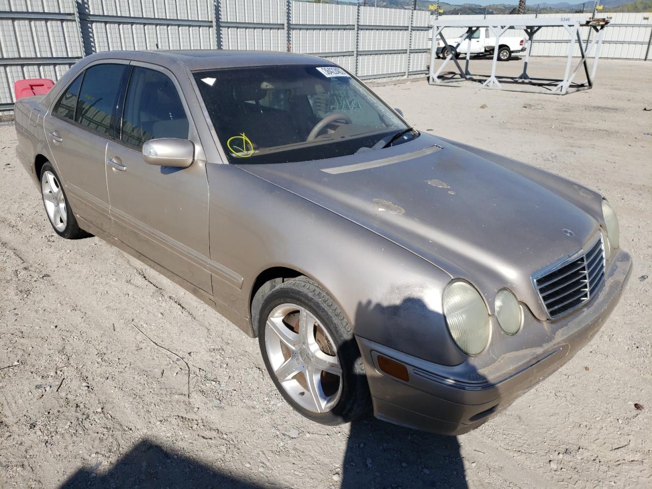MERCEDES-BENZ E 430 2000 with VIN WDBJF70J9YB017527 - Photo from auction