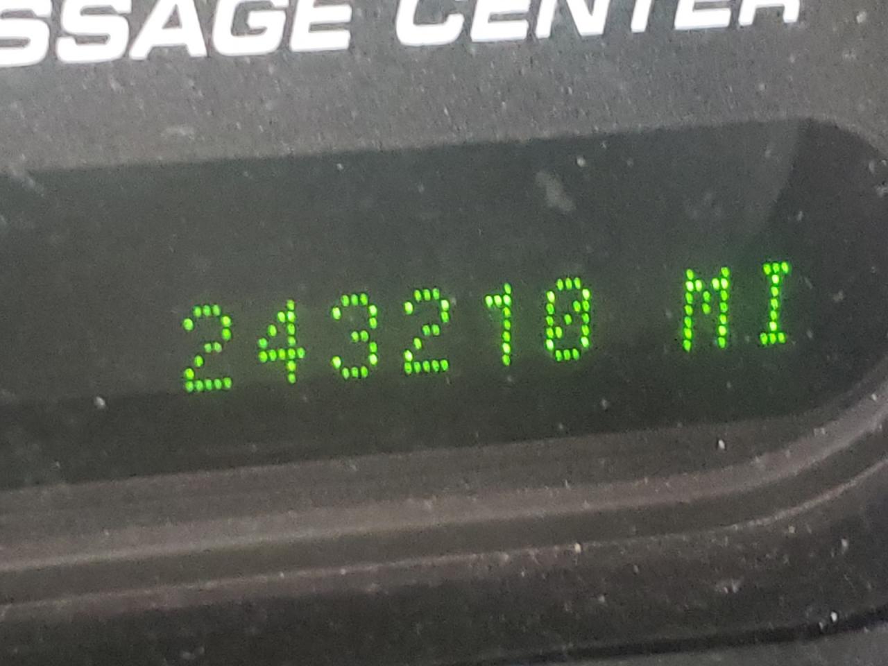 Photo 8 from auction – 2002 FORD EXPLORER E with VIN 1FMZU64K32ZC87354