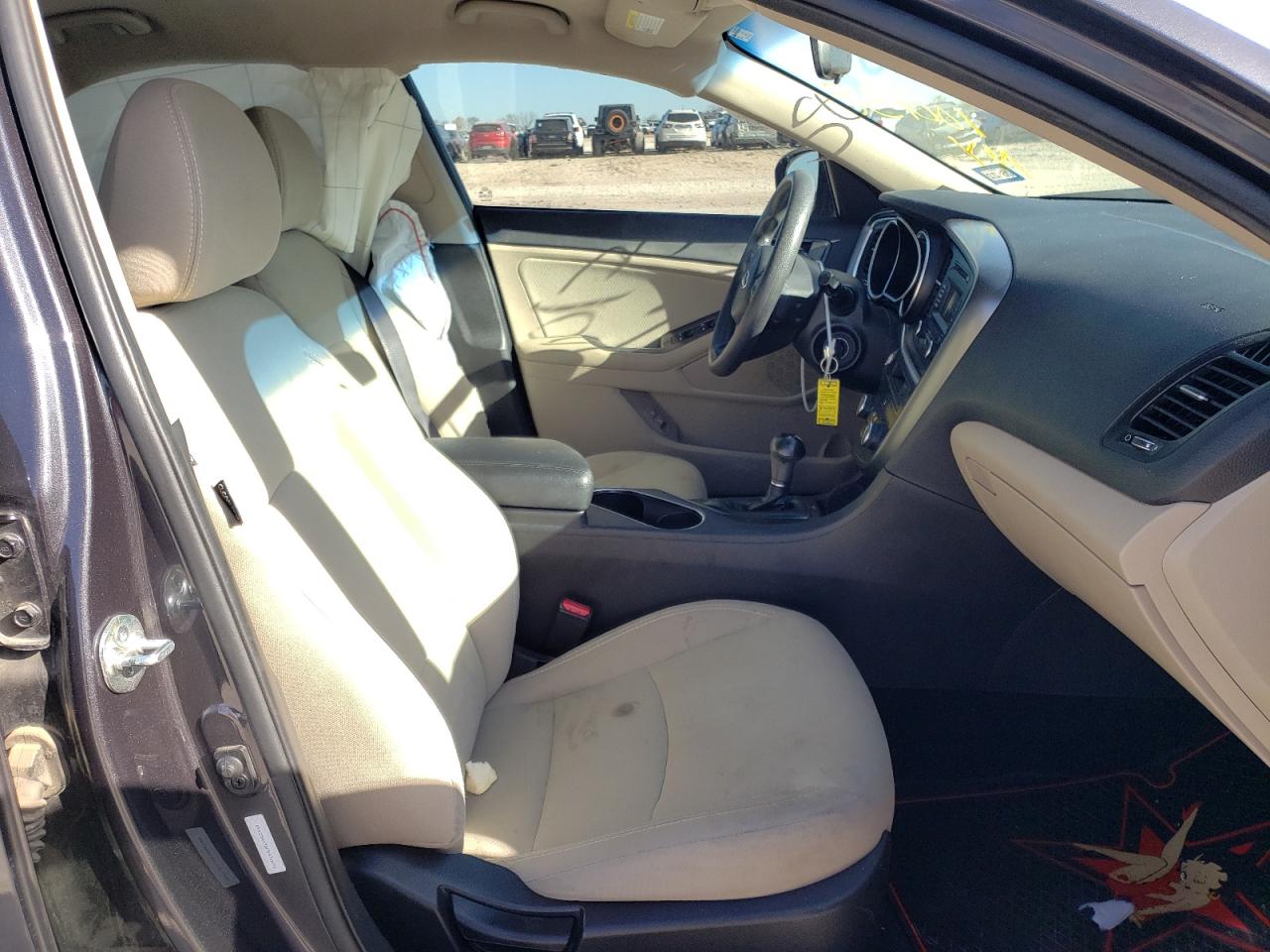 Photo 5 from auction – 2015 KIA OPTIMA LX with VIN 5XXGM4A78FG471696