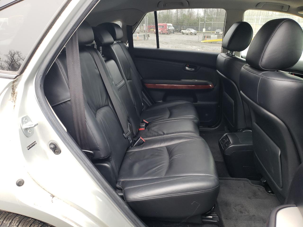 Photo 6 from auction – 2004 LEXUS RX 330 with VIN JTJHA31U040005480