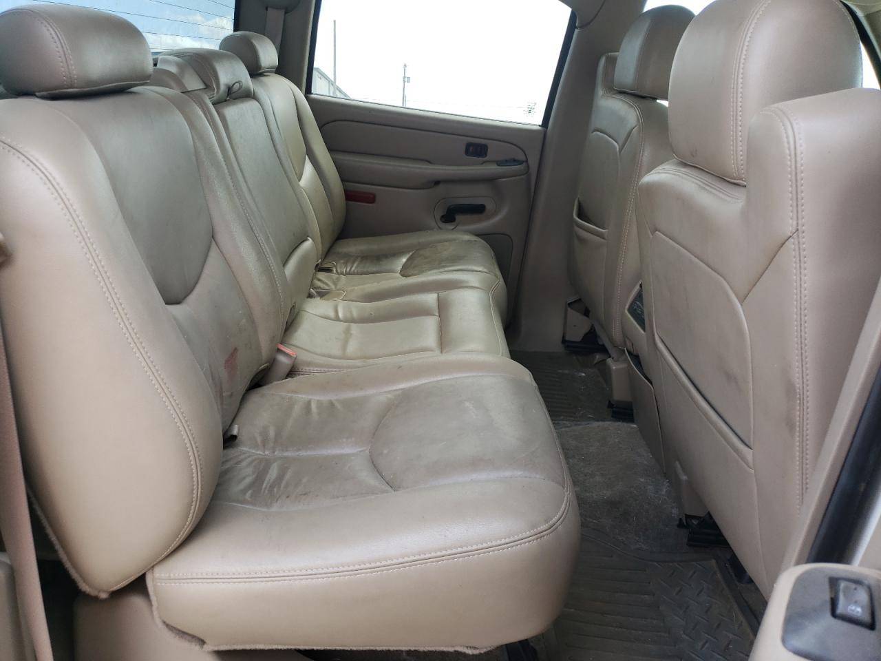 Photo 6 from auction – 2006 CHEVROLET SILVERADO with VIN 1GCHK23D26F164900