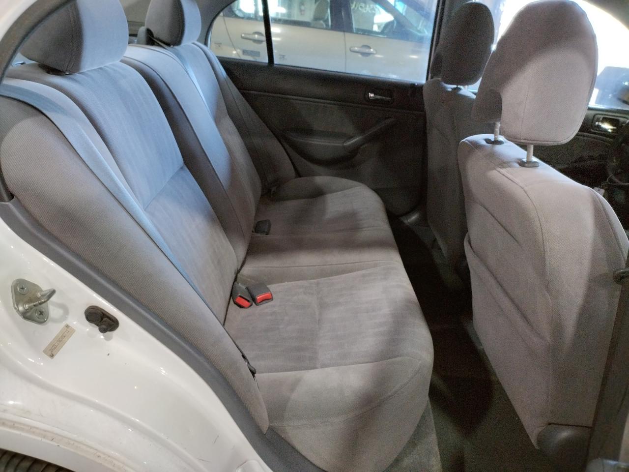 Photo 6 from auction – 2003 HONDA CIVIC LX with VIN 2HGES16563H545713