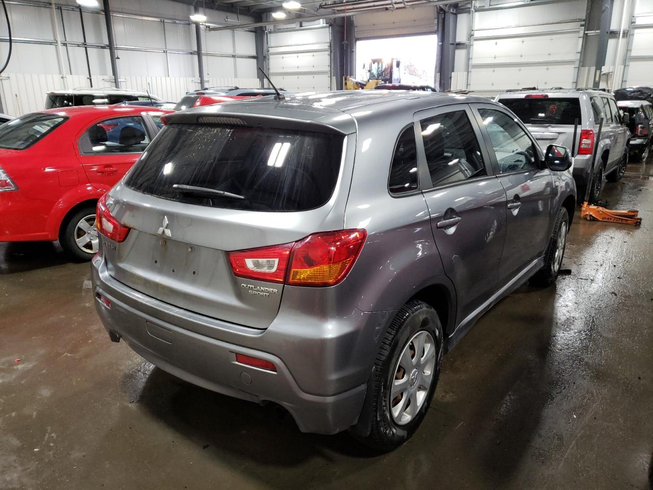 Photo 4 from auction – 2012 MITSUBISHI OUTLANDER with VIN JA4AP3AU4CZ005456