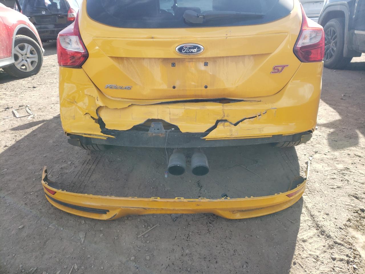 Photo 9 from auction – 2013 FORD FOCUS ST with VIN 1FADP3L97DL334612