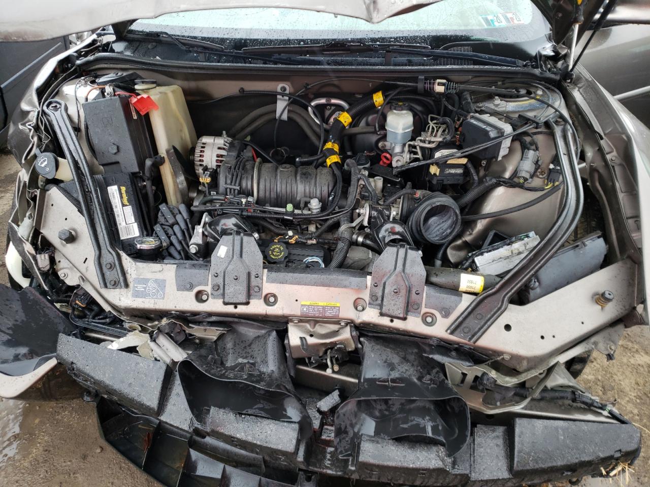 Photo 7 from auction – 2002 PONTIAC GRAND PRIX with VIN 1G2WP52K92F149982