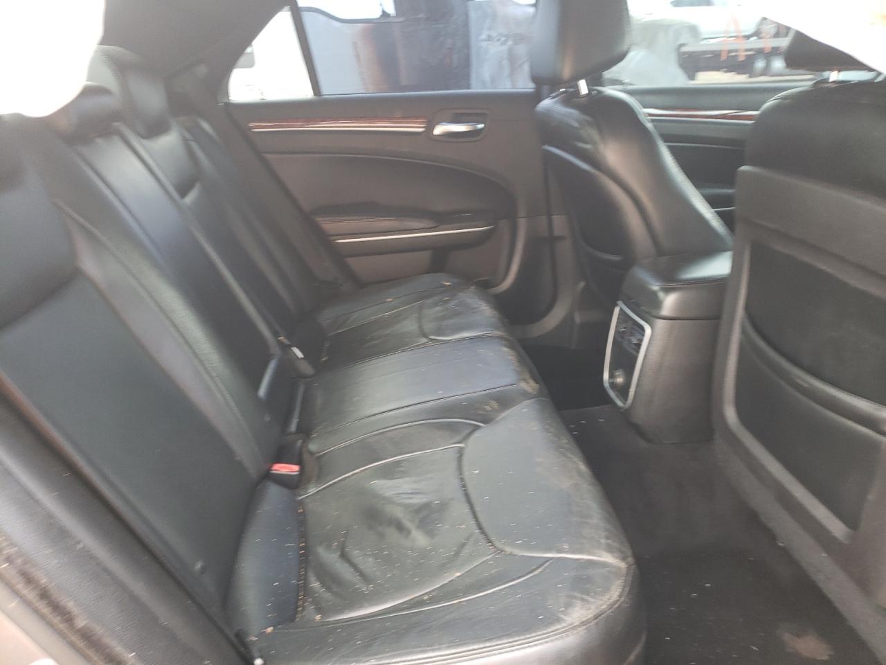 Photo 6 from auction – 2014 CHRYSLER 300 with VIN 2C3CCAAG0EH289104