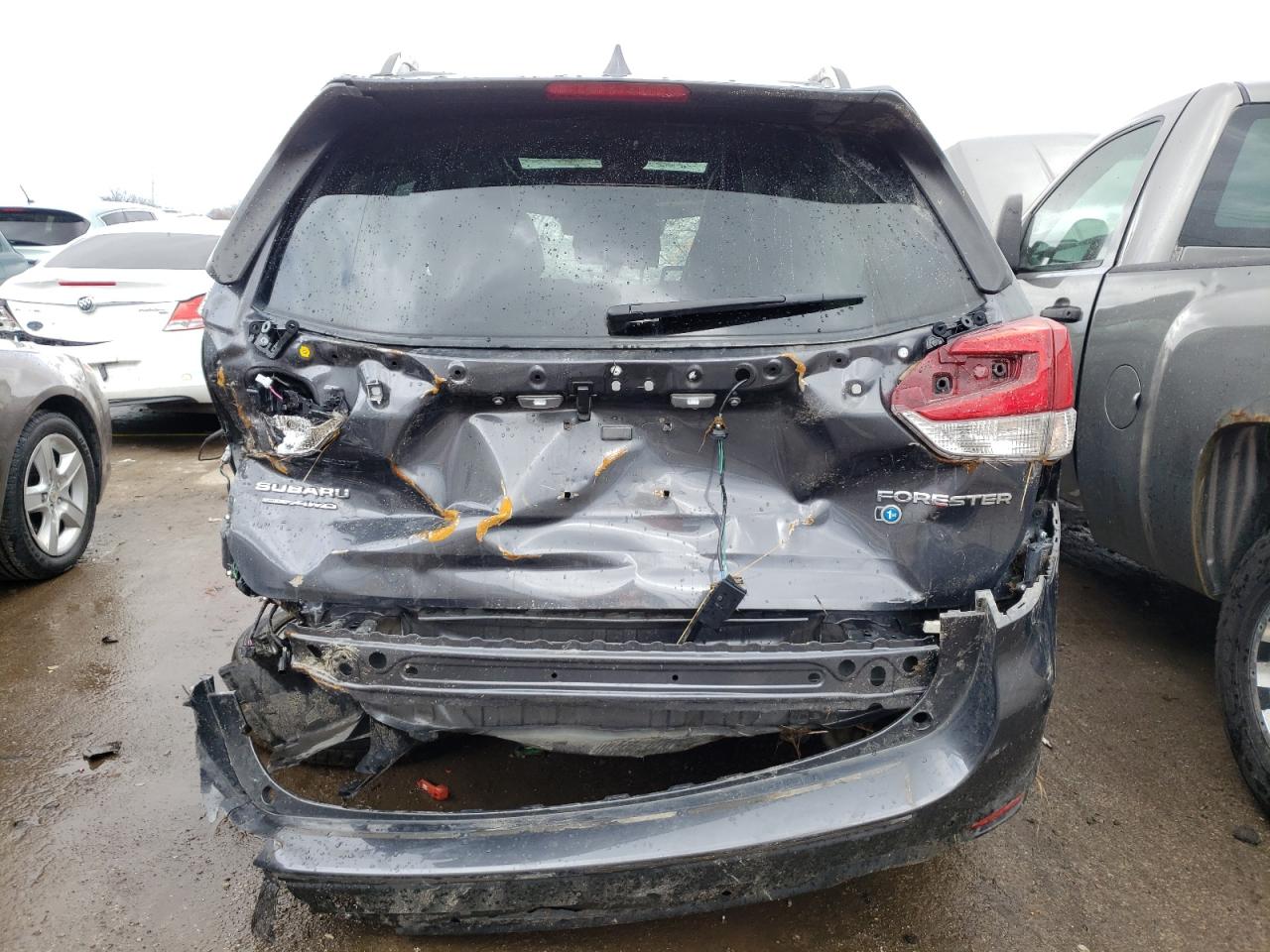 Photo 9 from auction – 2021 SUBARU FORESTER L with VIN JF2SKAUC1MH414538
