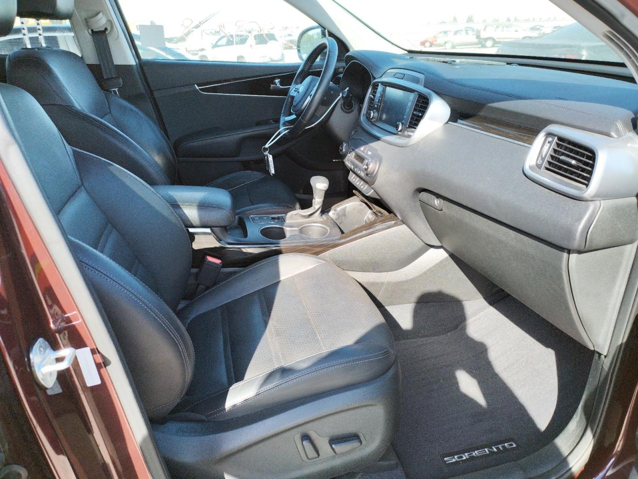 Photo 5 from auction – 2019 KIA SORENTO EX with VIN 5XYPH4A54KG475463