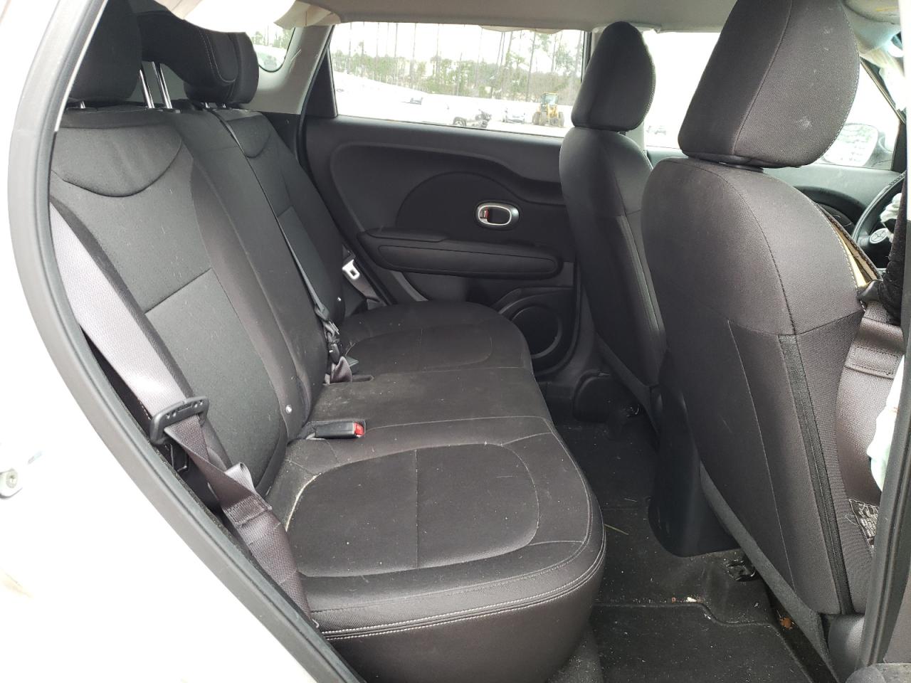 Photo 6 from auction – 2016 KIA SOUL with VIN KNDJN2A22G7867824