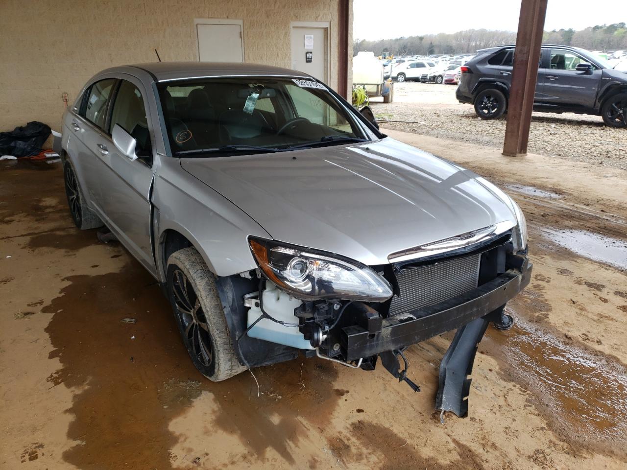 CHRYSLER 200 S 2012 with VIN 1C3CCBHG2CN327223 - Photo from auction