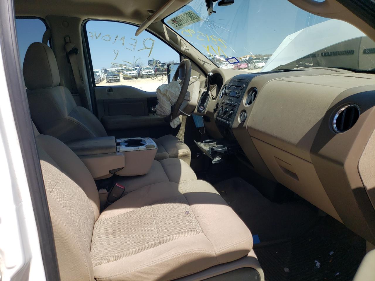 Photo 5 from auction – 2005 FORD F150 SUPER with VIN 1FTRW12W65FB04378
