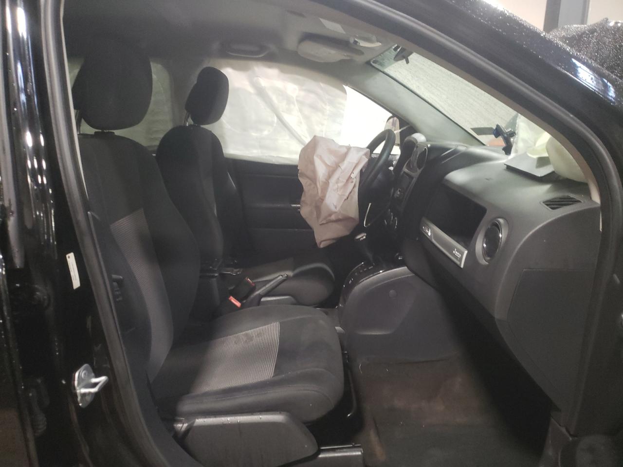 Photo 5 from auction – 2014 JEEP COMPASS SP with VIN 1C4NJDBBXED842532