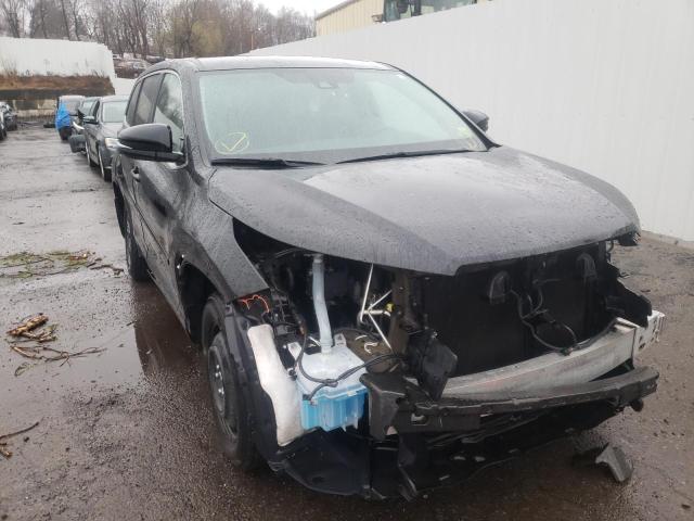 TOYOTA HIGHLANDER 2018 with VIN 5TDBZRFH7JS807792 - Photo from auction