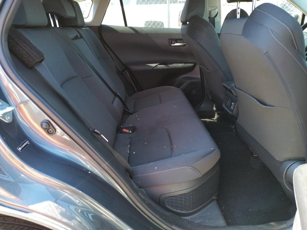 Photo 6 from auction – 2021 TOYOTA VENZA LE with VIN JTEAAAAH4MJ043974